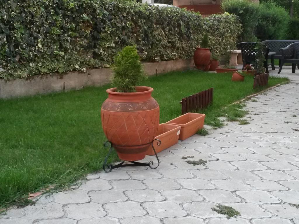 Garden Vila Gevgelija Bagian luar foto
